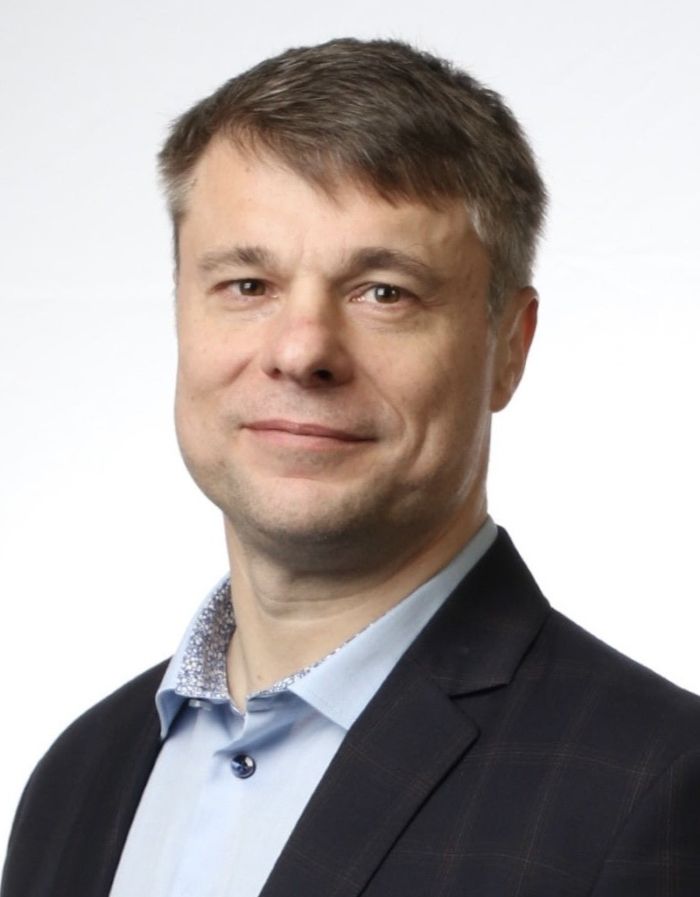 team-member-image